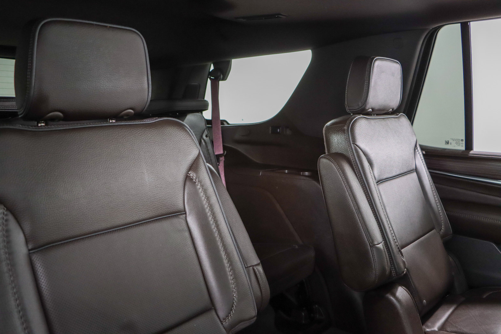 Used 2023 GMC Yukon Denali w/ LPO, Floor Liner Package AWD/4WD image 32