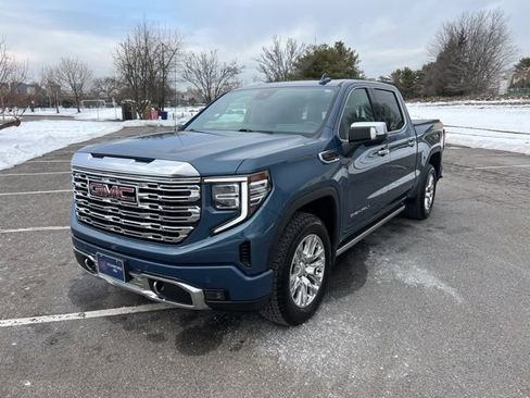 Used 2024 GMC Sierra 1500 Denali w/ Technology Package image 5