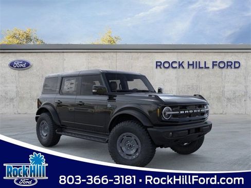 New 2025 Ford Bronco Outer Banks w/ Sasquatch Package image 1