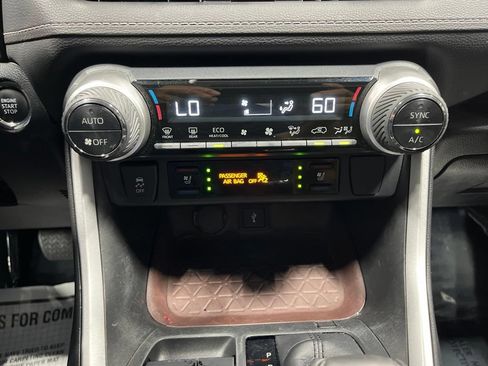 Used 2022 Toyota RAV4 Limited w/ Limited Grade Weather Package AWD/4WD image 27