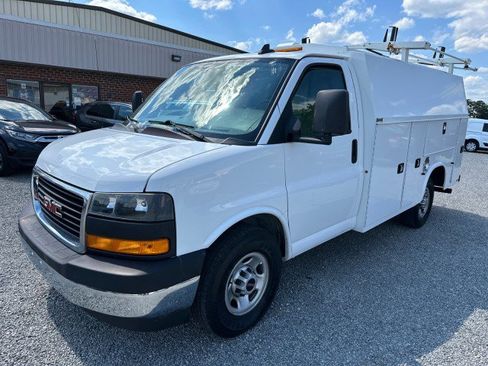 Used 2021 GMC Savana 3500 w/ Power Convenience Package RWD image 2