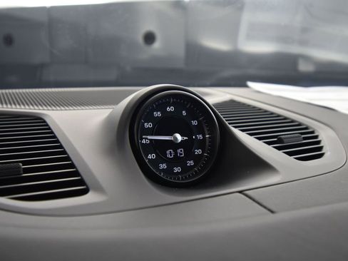 New 2026 Porsche Cayenne image 34