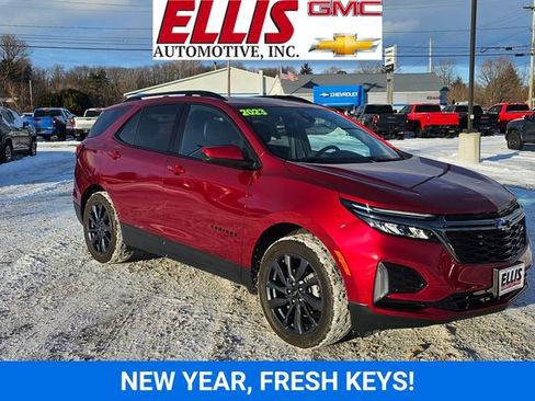 Used 2023 Chevrolet Equinox RS image 3