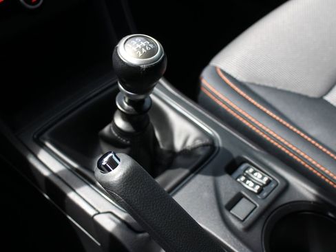 Used 2023 Subaru Crosstrek 2.0i Premium AWD/4WD image 21