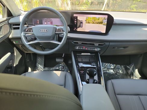 New 2026 Audi Q3 quattro 2.0T AWD/4WD image 14