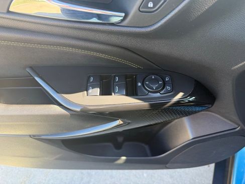 Used 2025 Chevrolet Trax LT image 24