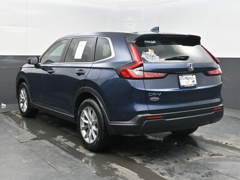 Used 2025 Honda CR-V EX image 8