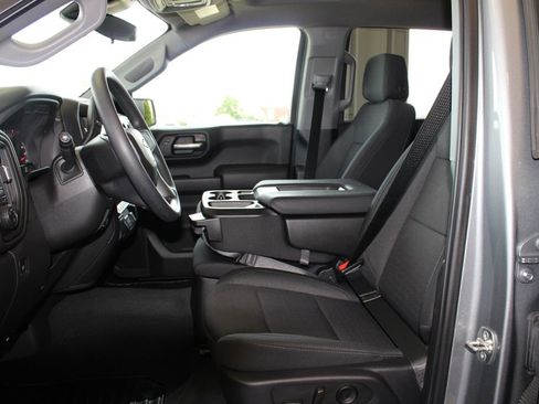 Used 2025 Chevrolet Silverado 1500 Custom Trail Boss image 32