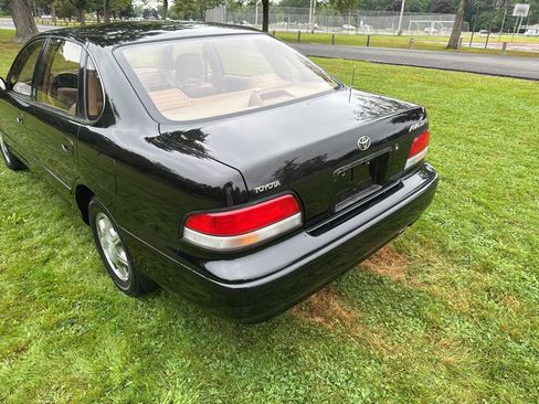 Used 1995 Toyota Avalon XLS FWD image 32