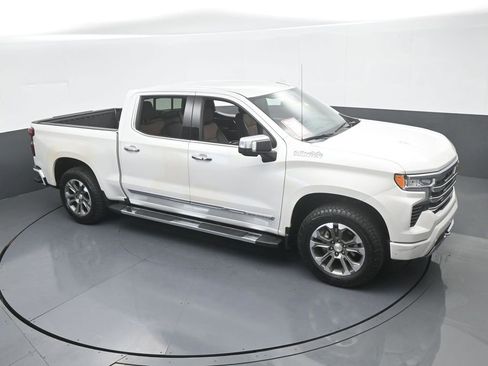 Used 2024 Chevrolet Silverado 1500 High Country image 63