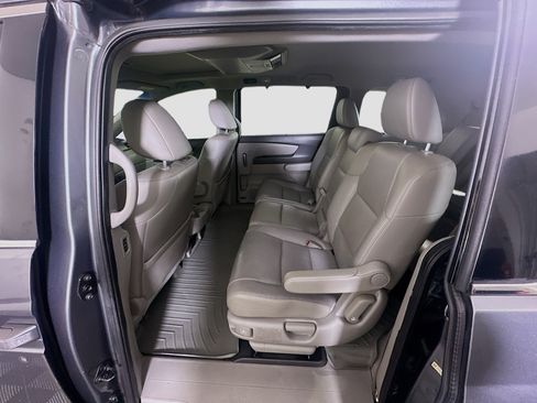 Used 2013 Honda Odyssey Touring image 28