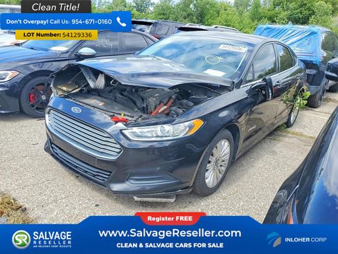Used 2014 Ford Fusion SE FWD image 1