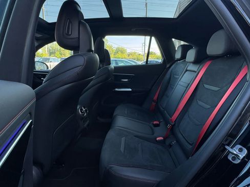 Used 2024 Mercedes-Benz GLC 43 AMG 4MATIC image 26