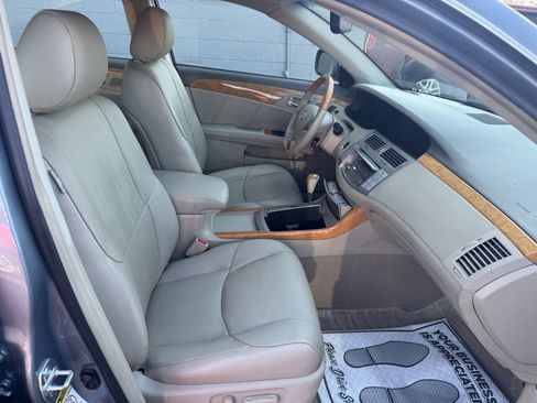 Used 2006 Toyota Avalon Limited image 24
