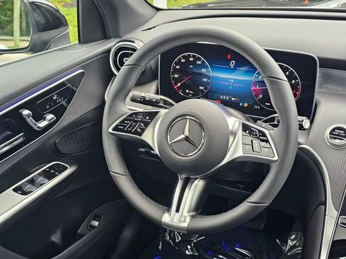New 2026 Mercedes-Benz GLC 300 4MATIC image 28