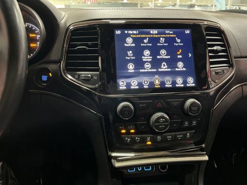 Used 2021 Jeep Grand Cherokee High Altitude AWD/4WD image 29