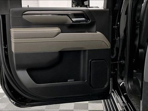 Used 2025 Chevrolet Silverado 2500 ZR2 w/ ZR2 Bison Edition image 23