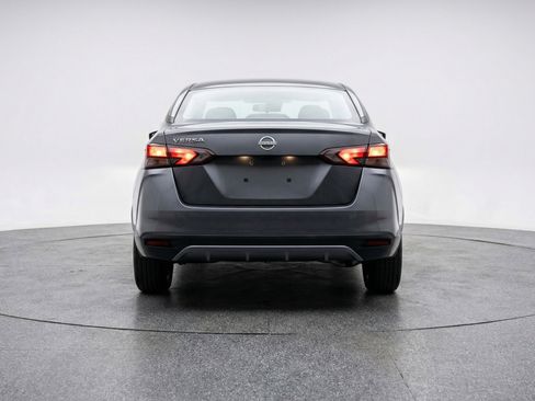 Used 2025 Nissan Versa SV FWD image 7