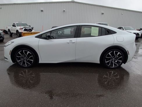 Used 2026 Toyota Prius Plug-In Hybrid w/ Limited Premium Package FWD image 3