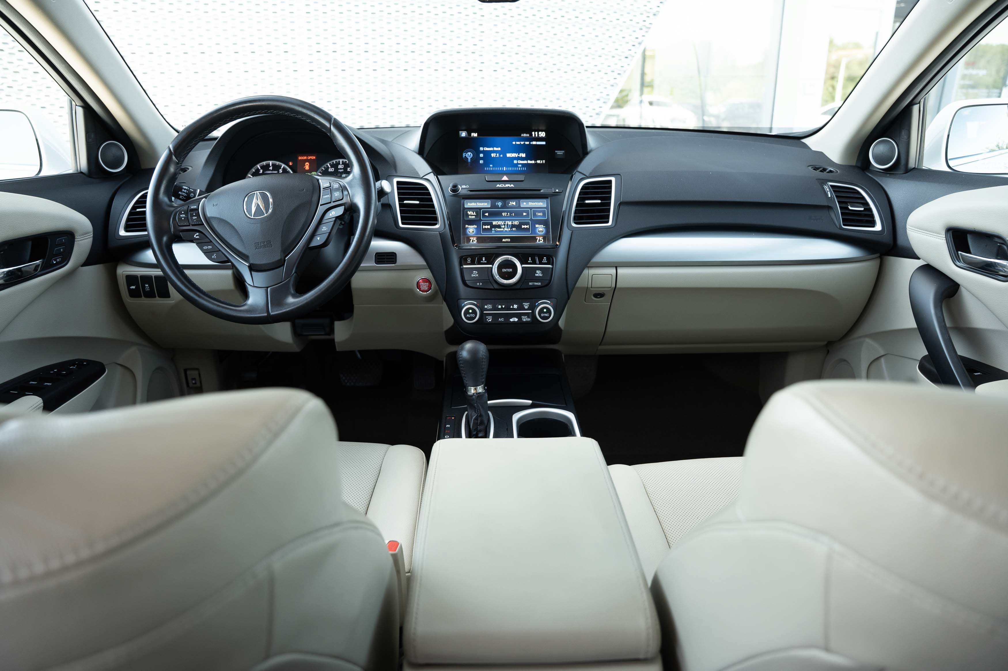 Used 2018 Acura RDX w/ Technology Package AWD/4WD image 8