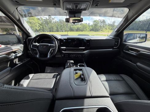 Used 2022 Chevrolet Silverado 1500 LT Trail Boss w/ LT Trail Boss Premium Package image 15