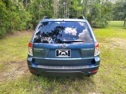 Used 2012 Subaru Forester 2.5X Premium AWD/4WD image 5