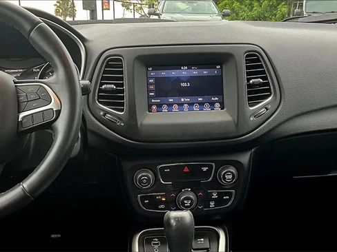 Used 2017 Jeep Compass Latitude w/ Popular Equipment Group image 6