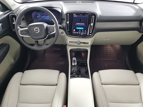Certified 2026 Volvo XC40 B5 Plus w/ Protection Package Premier AWD/4WD image 17