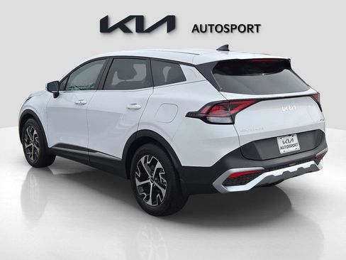 Certified 2023 Kia Sportage EX image 10