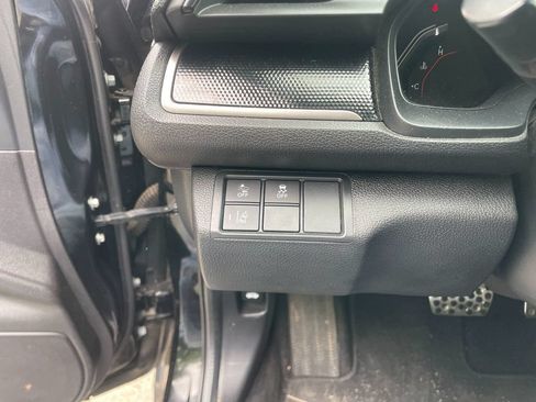 Used 2020 Honda Civic Sport image 14