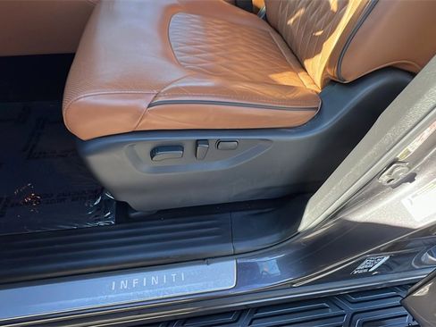 Used 2024 INFINITI QX80 Sensory w/ Cargo Package image 14