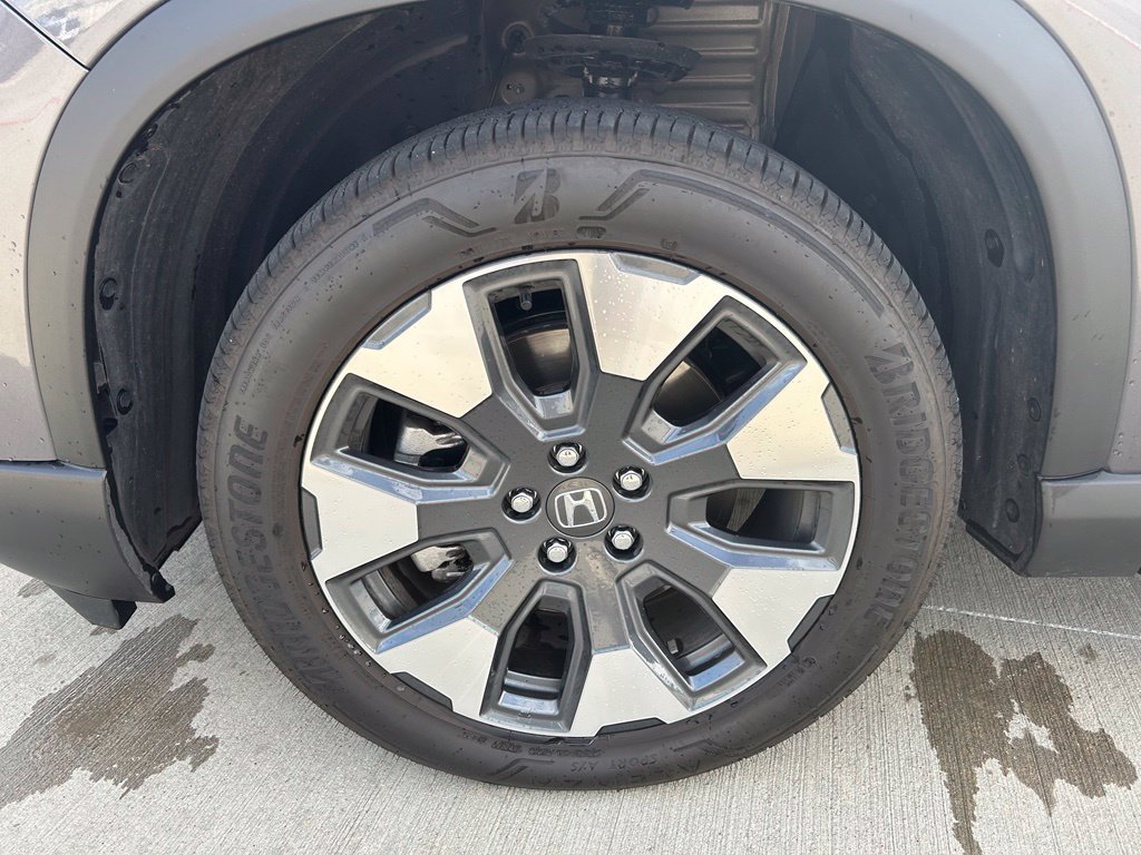 Used 2026 Honda Pilot Elite image 15