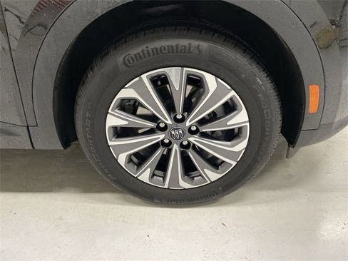 Certified 2025 Buick Envision Preferred image 14