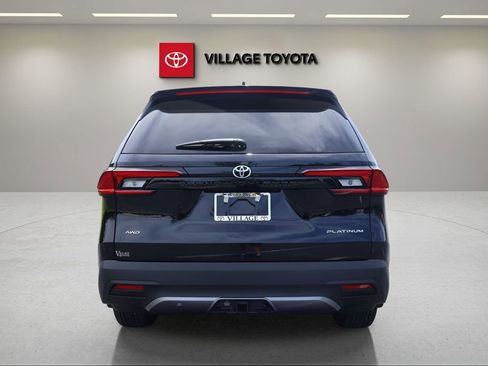 New 2026 Toyota Grand Highlander AWD image 4
