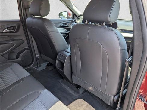 Used 2024 Chevrolet Trax LT w/ LT Convenience Package FWD image 28