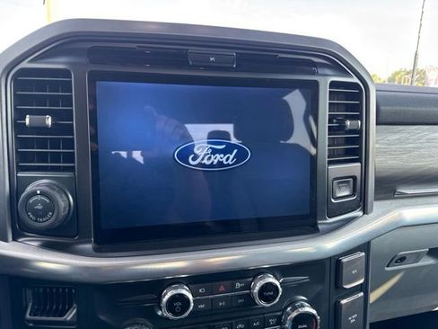 Used 2025 Ford F150 Lariat w/ Equipment Group 501A Mid AWD/4WD image 12