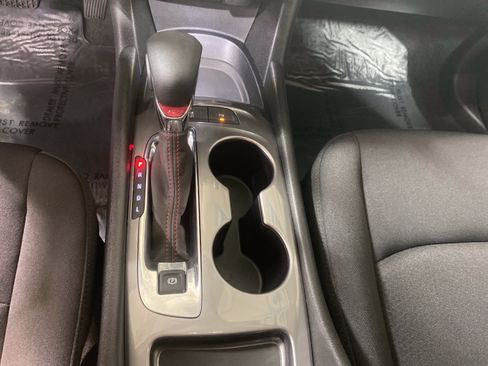 Used 2025 Chevrolet Malibu RS FWD image 20