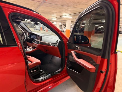 Used 2022 BMW X5 M w/ Competition Package 2 AWD/4WD image 20