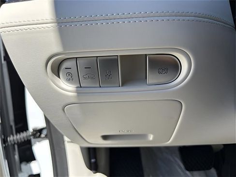 New 2026 Genesis G90 3.5T image 27