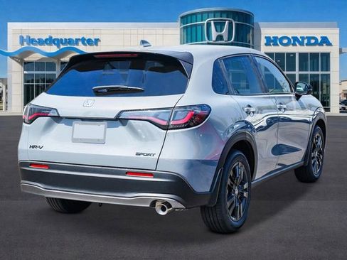 New 2027 Honda HR-V Sport image 2