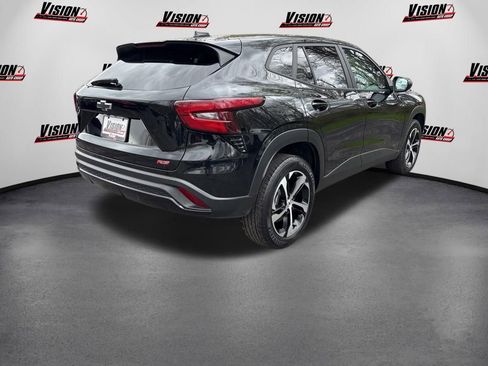 Used 2024 Chevrolet Trax RS w/ Driver Confidence Package FWD image 5