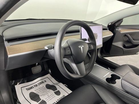Used 2023 Tesla Model 3 Standard Range RWD image 14