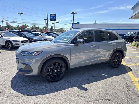 Used 2025 Honda HR-V Sport image 4