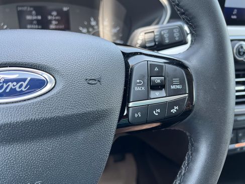 Used 2022 Ford Escape SE w/ Convenience Package FWD image 19