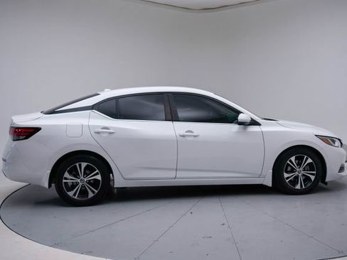 Used 2020 Nissan Sentra SV FWD image 8