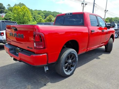 New 2026 RAM 2500 Big Horn AWD/4WD image 3