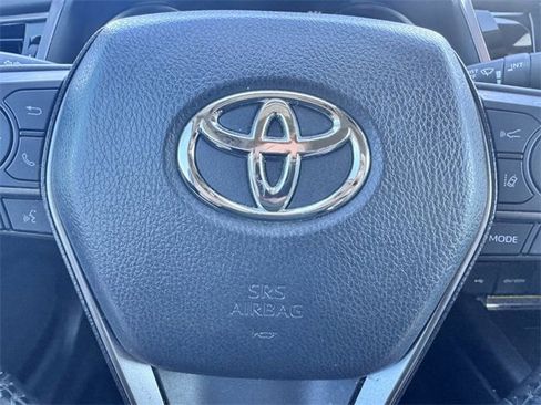 Used 2021 Toyota Camry XSE image 16