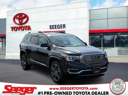 Used 2017 GMC Acadia Denali w/ Technology Package image 1