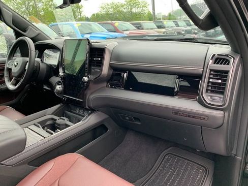 Used 2026 RAM 1500 Limited AWD/4WD image 13