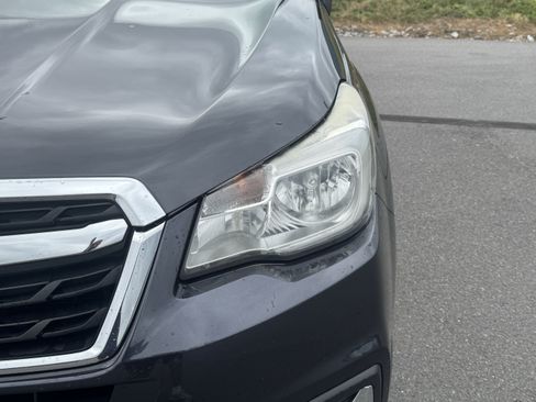 Used 2017 Subaru Forester 2.5i Premium w/ All-Weather Package AWD/4WD image 10